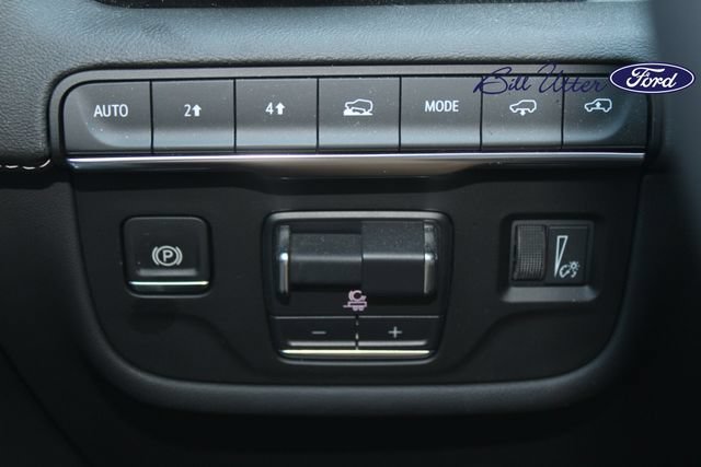 Used 2024 Cadillac Escalade Sport w/ Touring Package AWD/4WD image 22