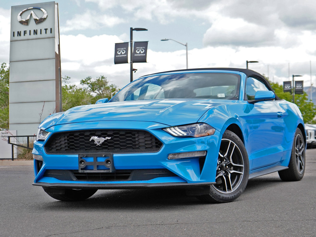Used 2023 Ford Mustang Premium RWD image 1