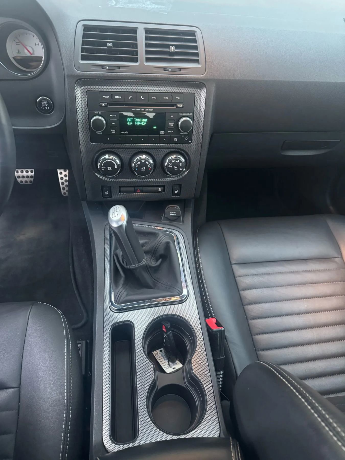 Used 2012 Dodge Challenger R/T image 11