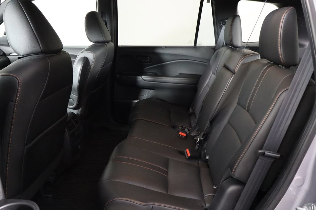 Used 2023 Honda Passport TrailSport image 15