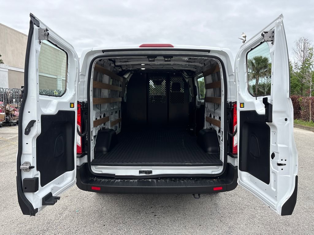 Certified 2024 Ford Transit 250 Low Roof w/ Exterior Upgrade Package image 28
