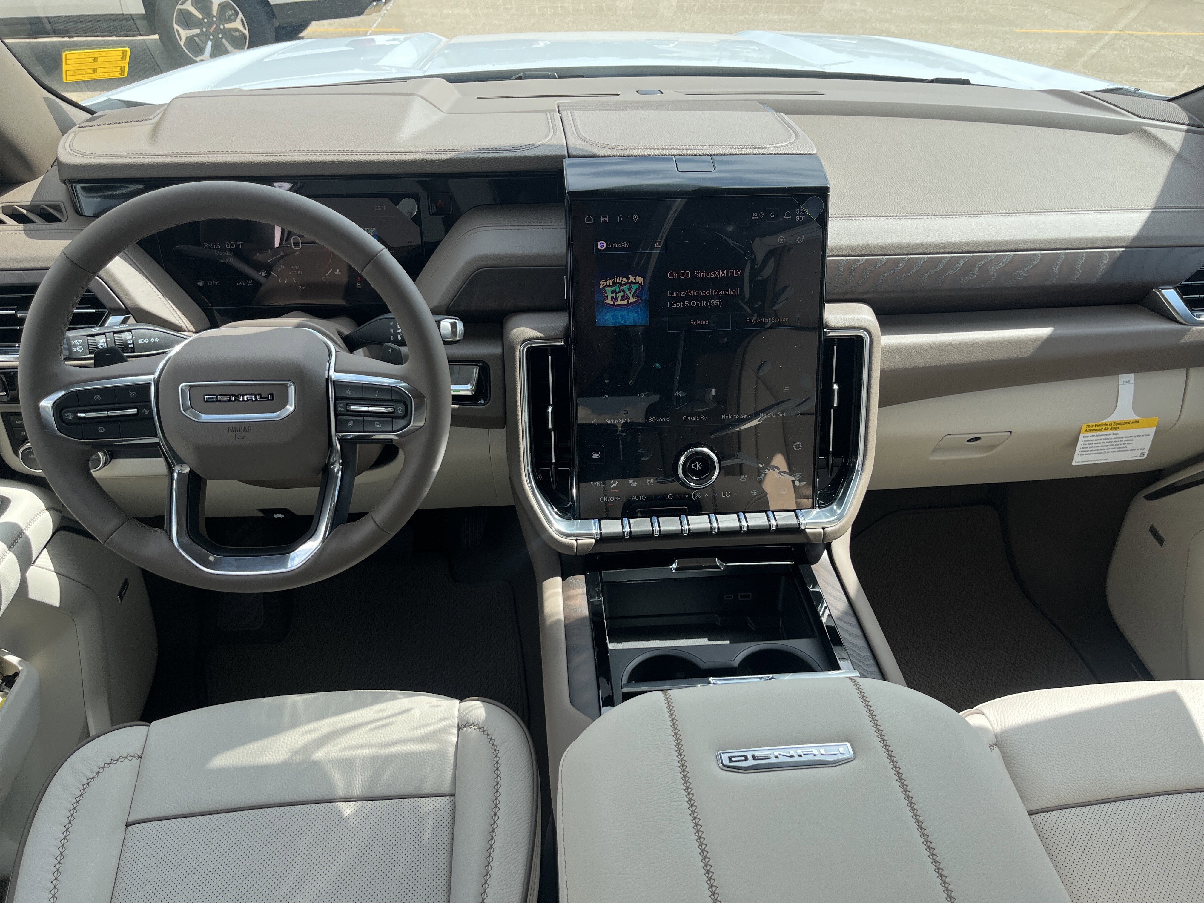 New 2026 GMC Yukon XL Denali w/ Sun & Power Step Package AWD/4WD image 5
