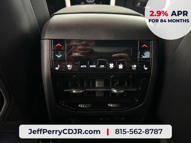 New 2026 Jeep Grand Cherokee Summit w/ Obsidian Package AWD/4WD image 28
