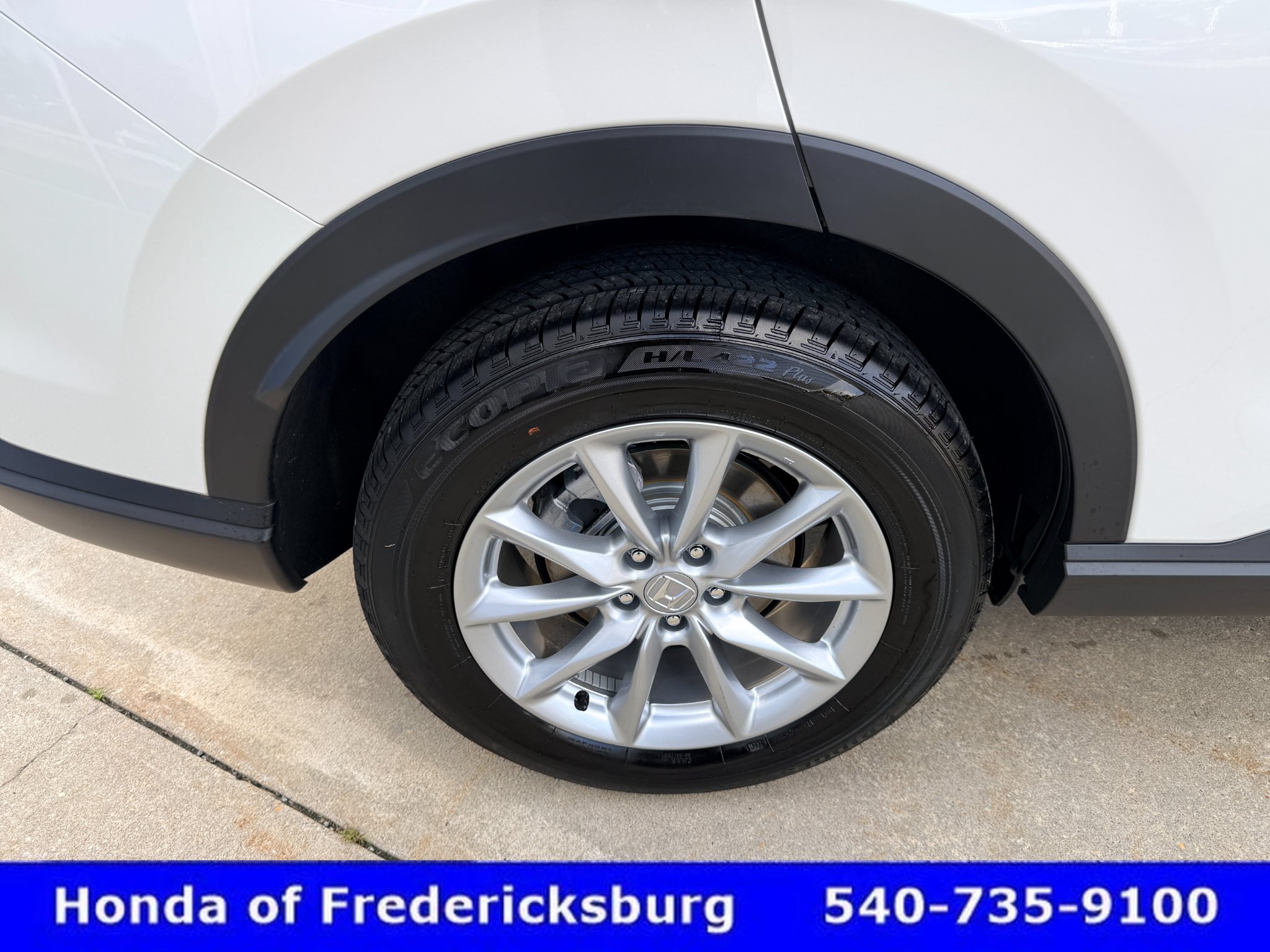 Used 2026 Honda CR-V EX image 12