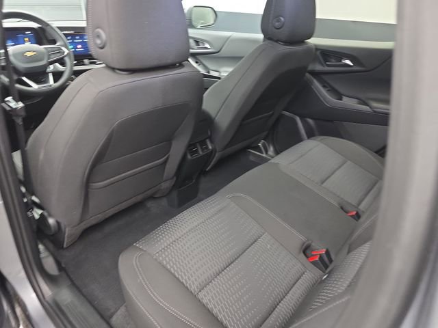 Used 2025 Chevrolet Equinox LT image 43