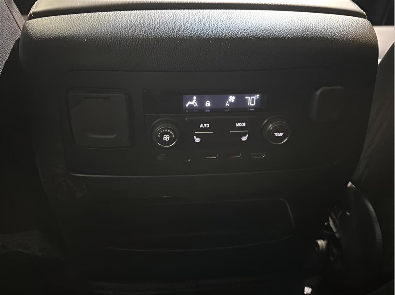 Used 2019 Chevrolet Tahoe LT AWD/4WD image 13