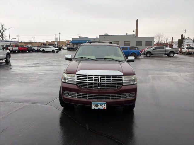 Used 2010 Lincoln Navigator 4WD image 2