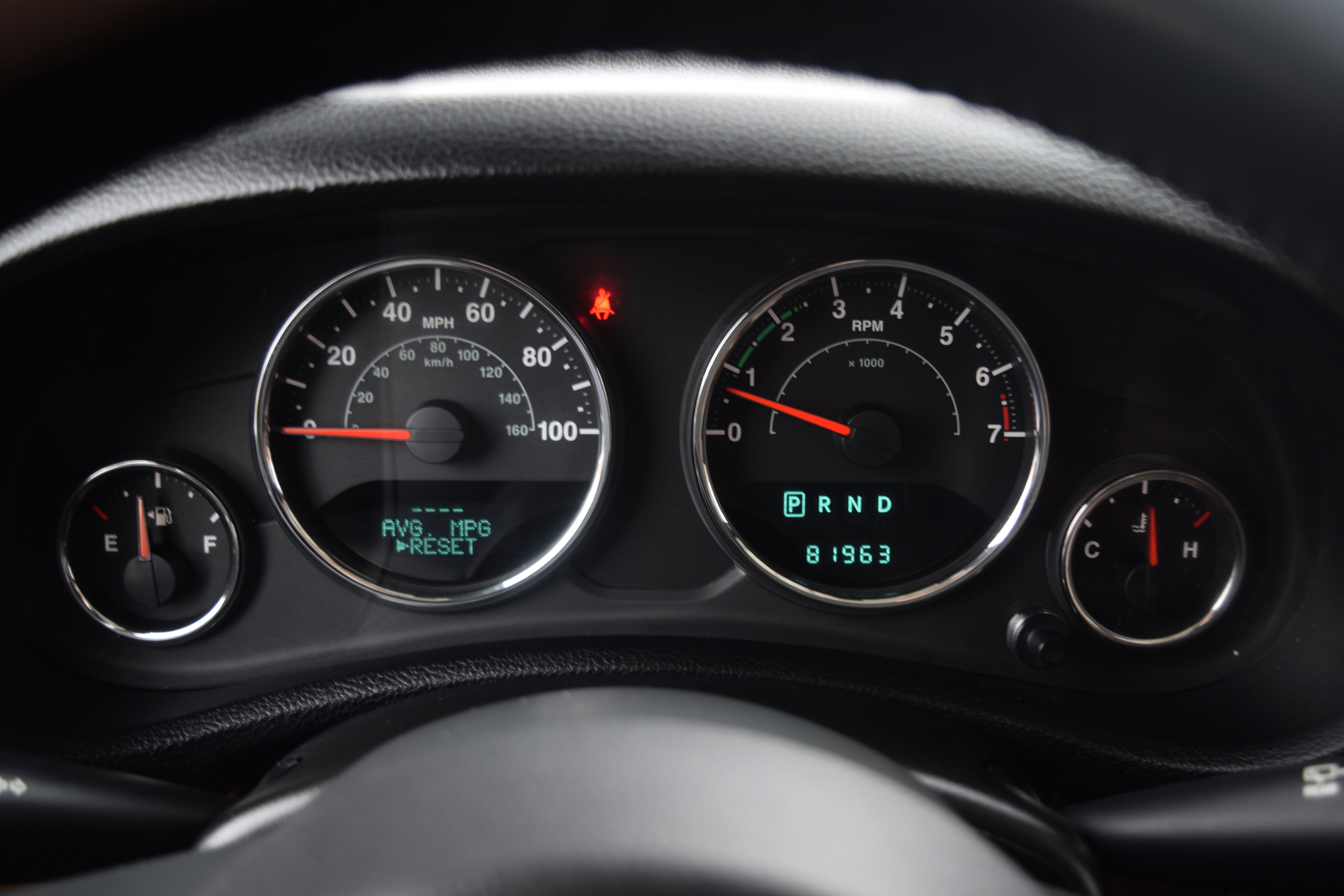 Used 2014 Jeep Wrangler Unlimited Sahara w/ Connectivity Group image 3