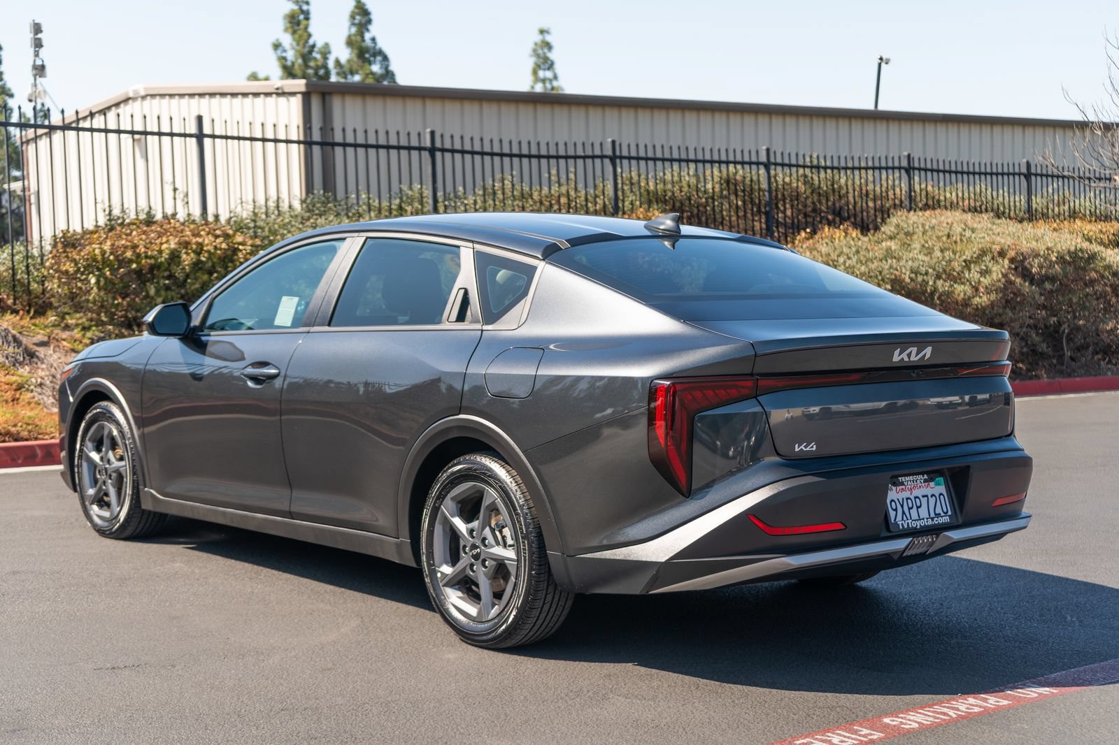Used 2025 Kia K4 FWD image 11