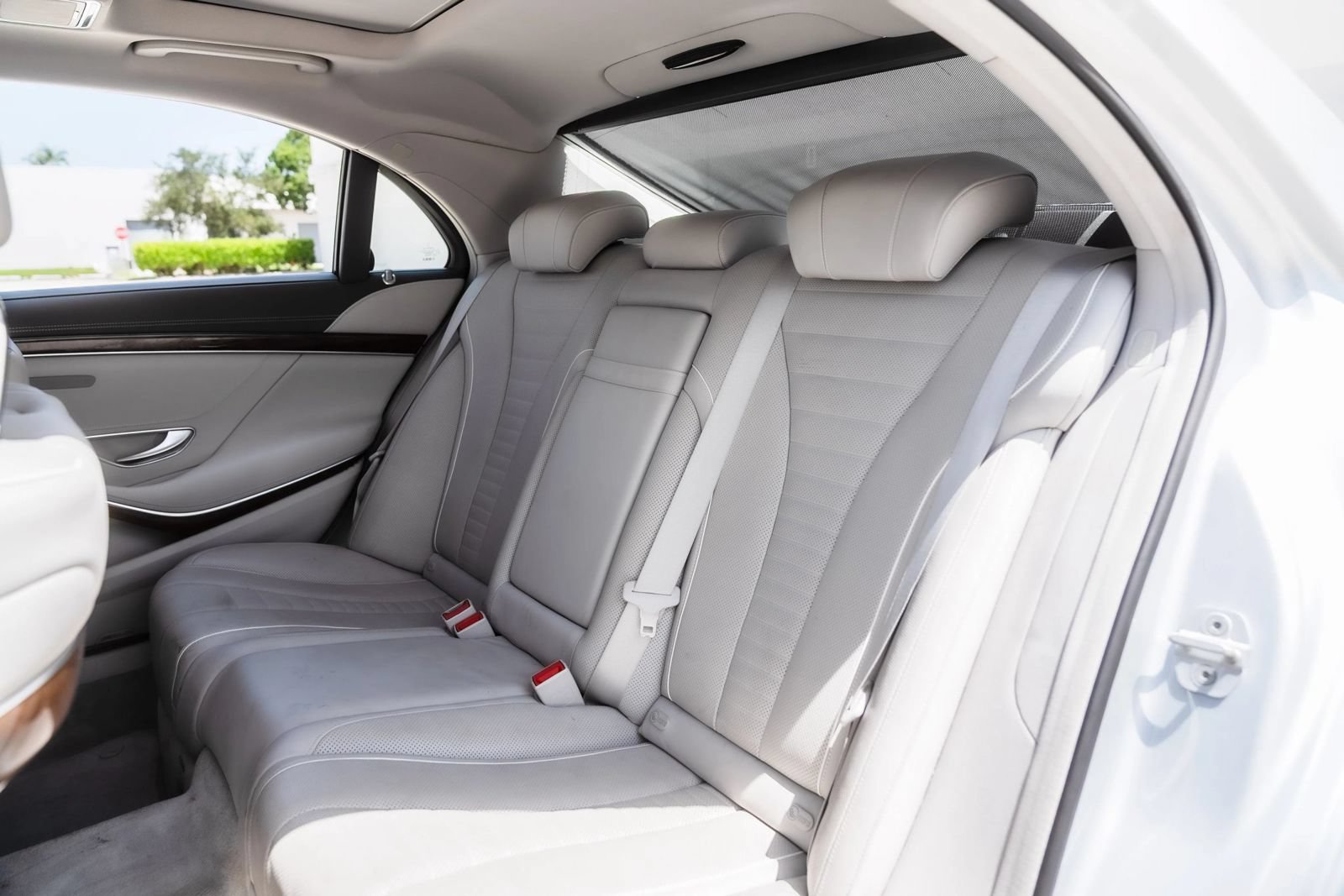 Used 2016 Mercedes-Benz S 550 Sedan image 16