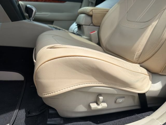 Used 2010 Subaru Outback 2.5i Limited AWD/4WD image 21