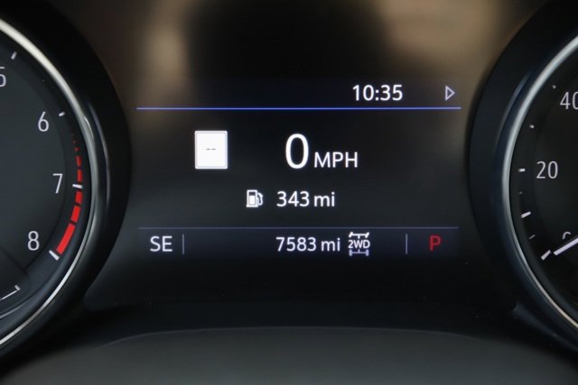 Used 2023 Buick Encore GX Essence w/ Advanced Technology Package image 31