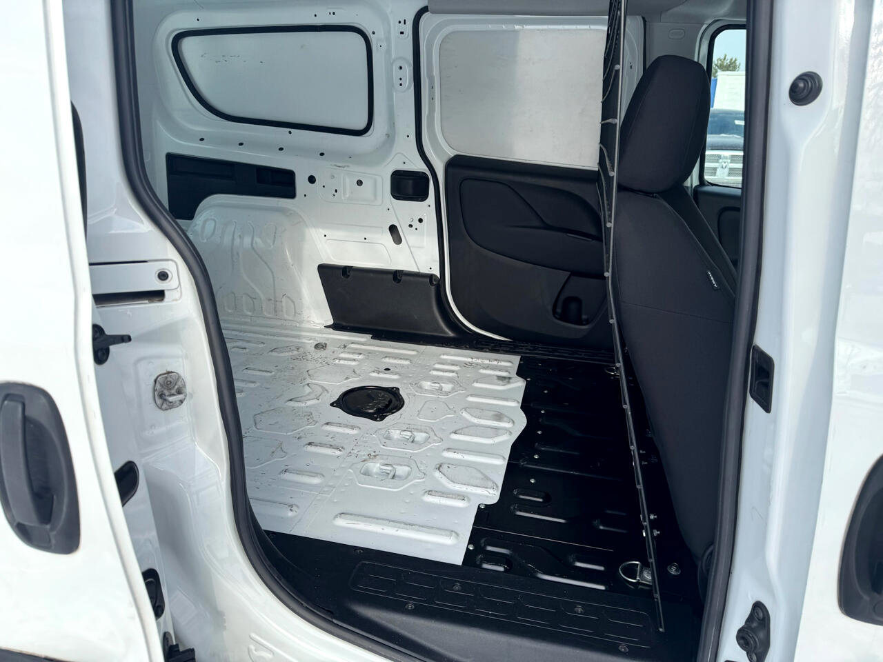 Used 2022 RAM ProMaster City Tradesman w/ Window Group 04 image 40