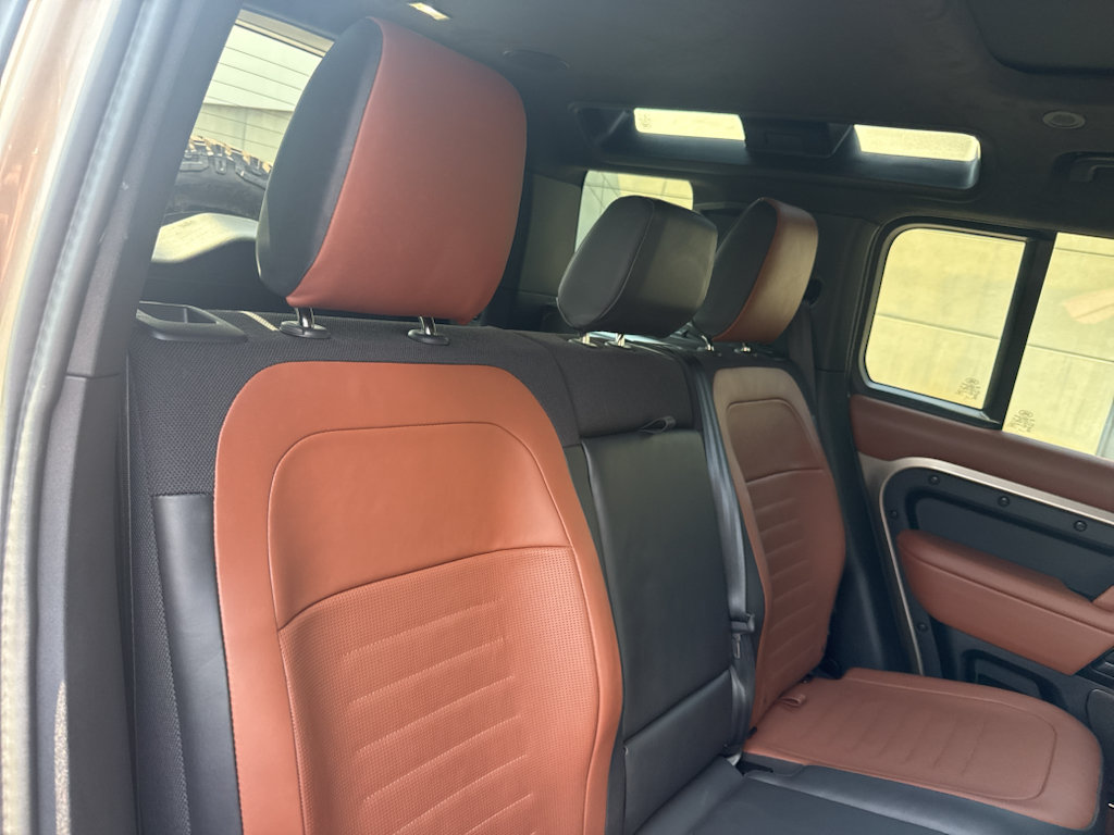 Used 2025 Land Rover Defender 110 AWD/4WD image 16