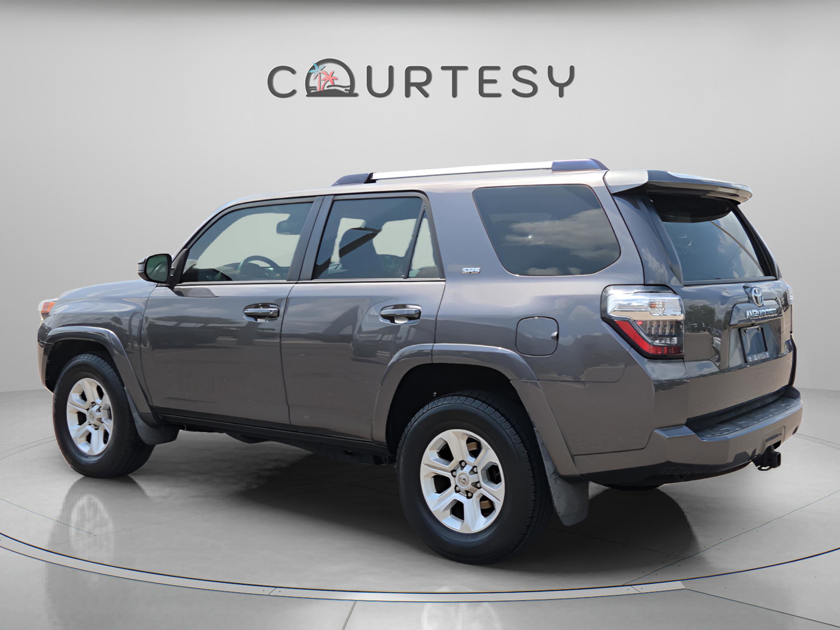 Certified 2020 Toyota 4Runner SR5 image 3