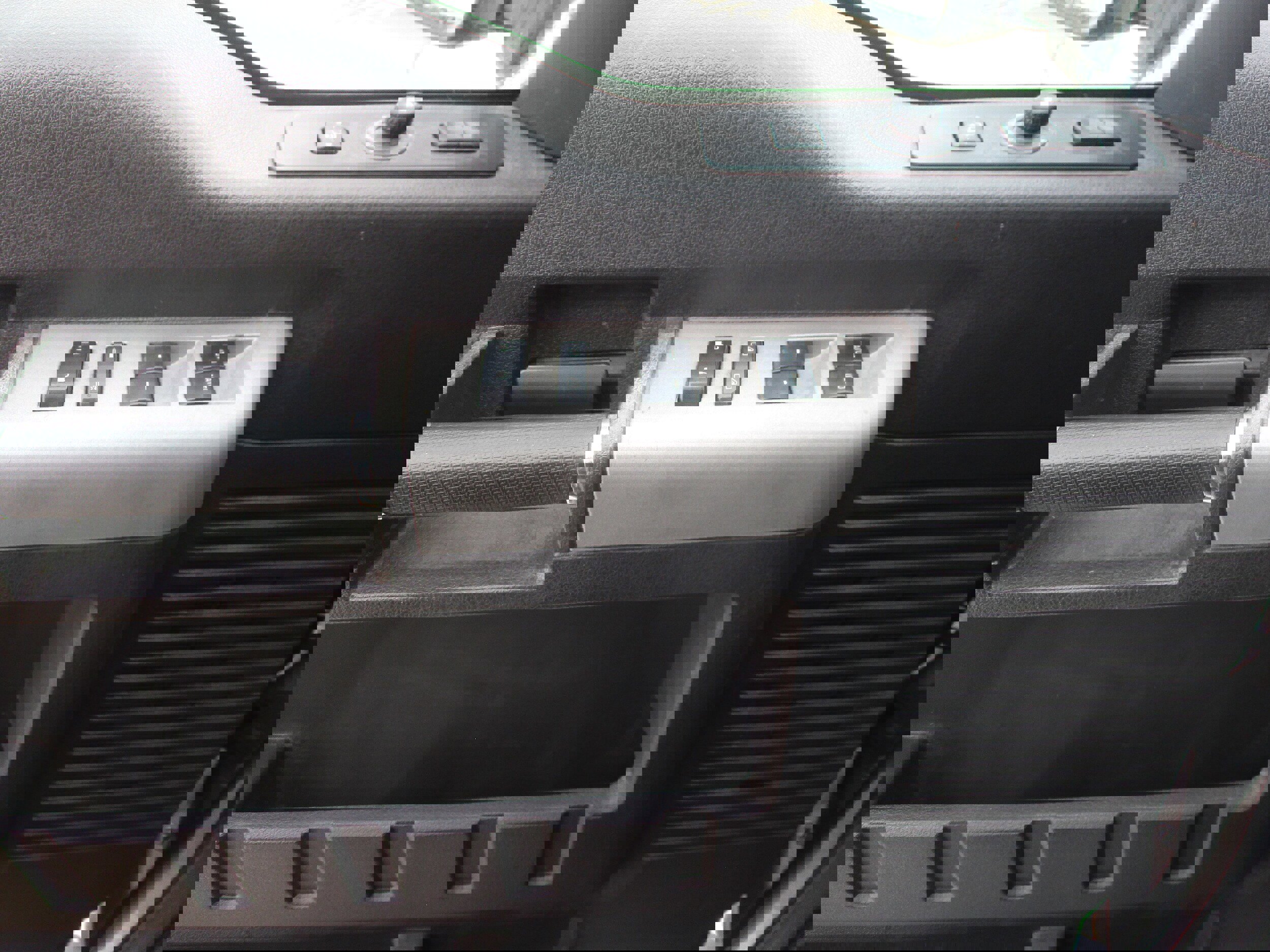 Used 2014 Ford F250 Lariat w/ Chrome Package image 13