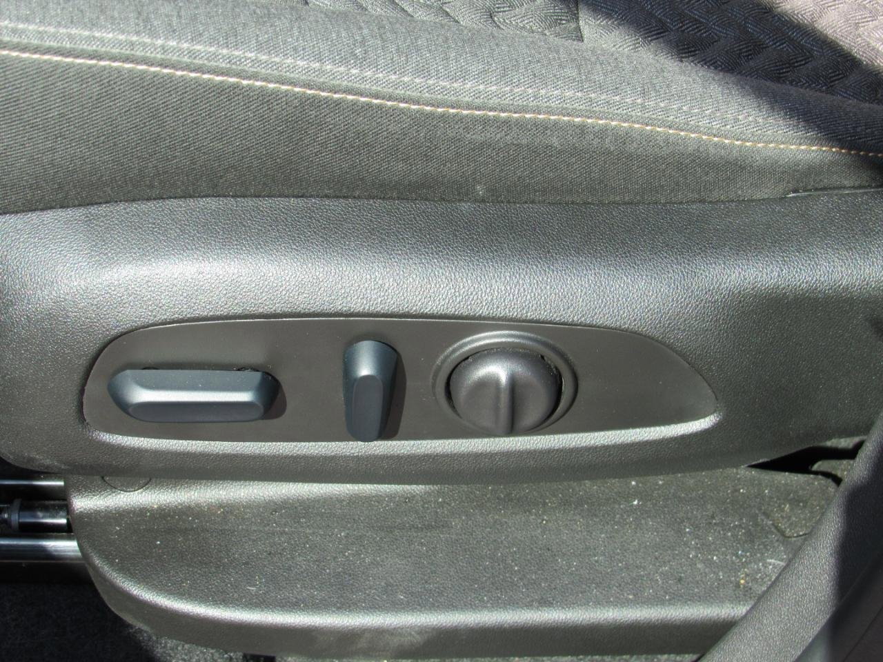 Used 2024 Chevrolet Equinox LT image 14