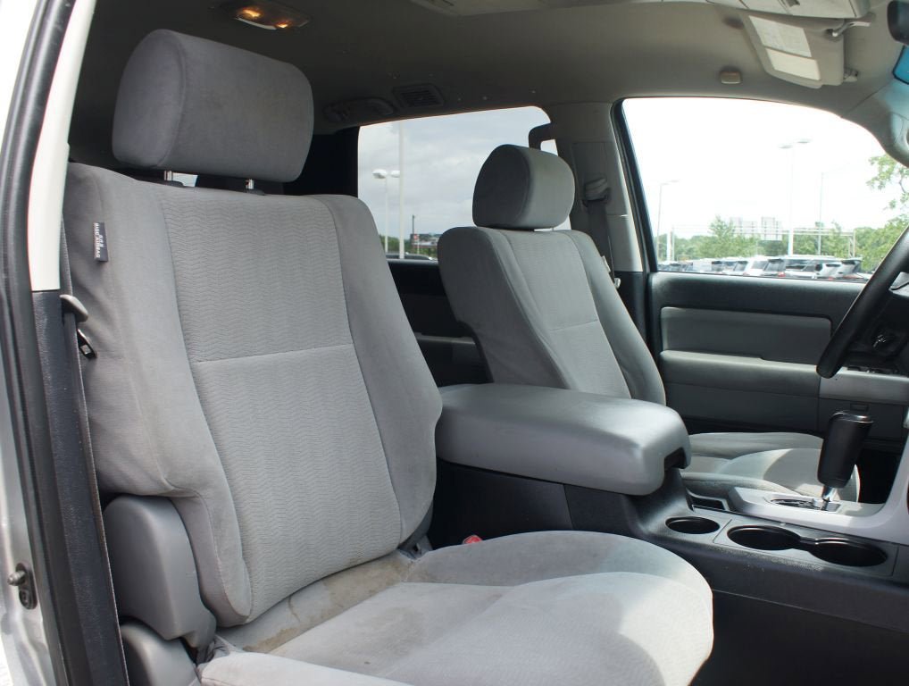 Used 2008 Toyota Sequoia SR5 AWD/4WD image 16