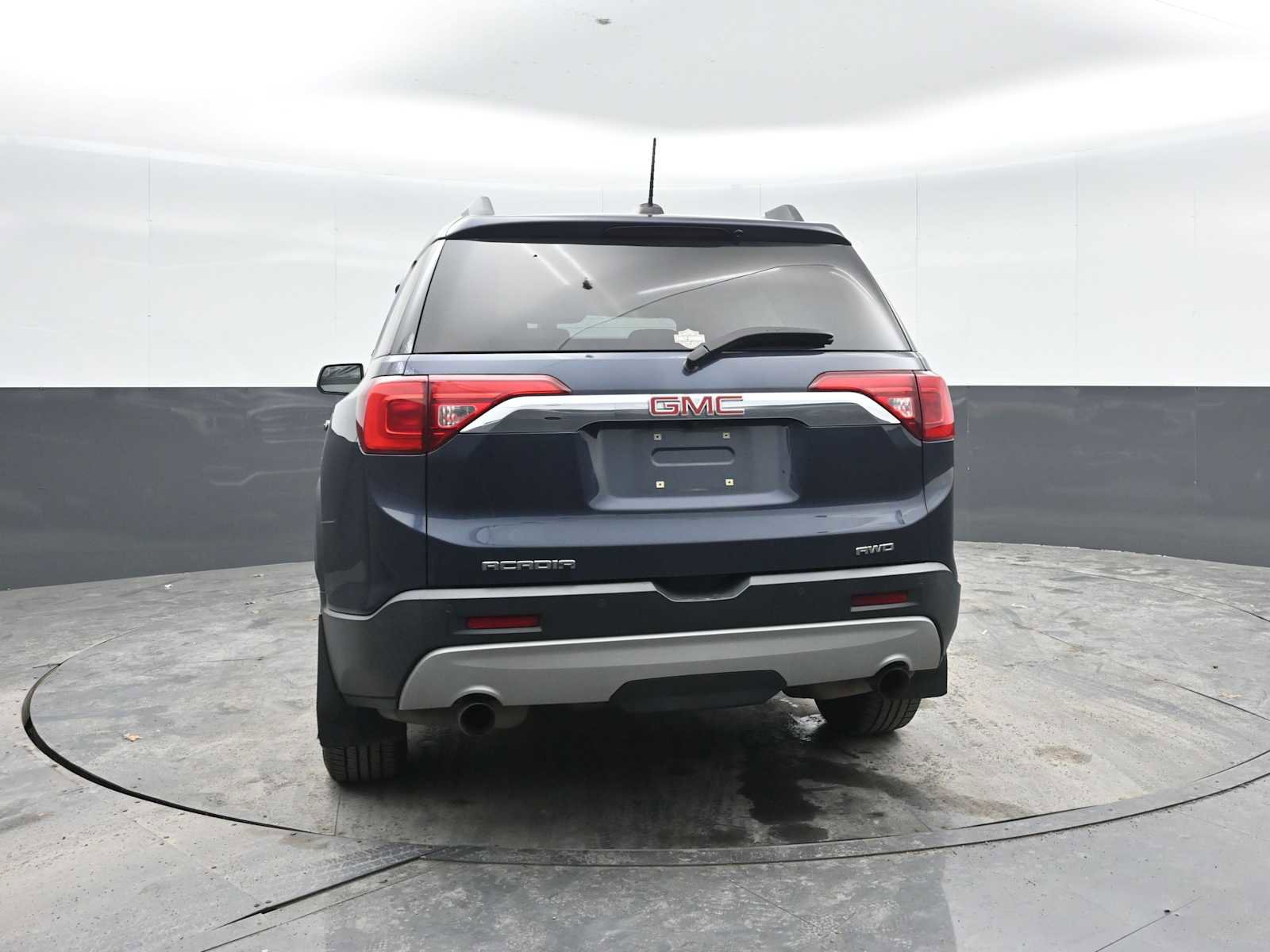 Used 2019 GMC Acadia SLT image 9