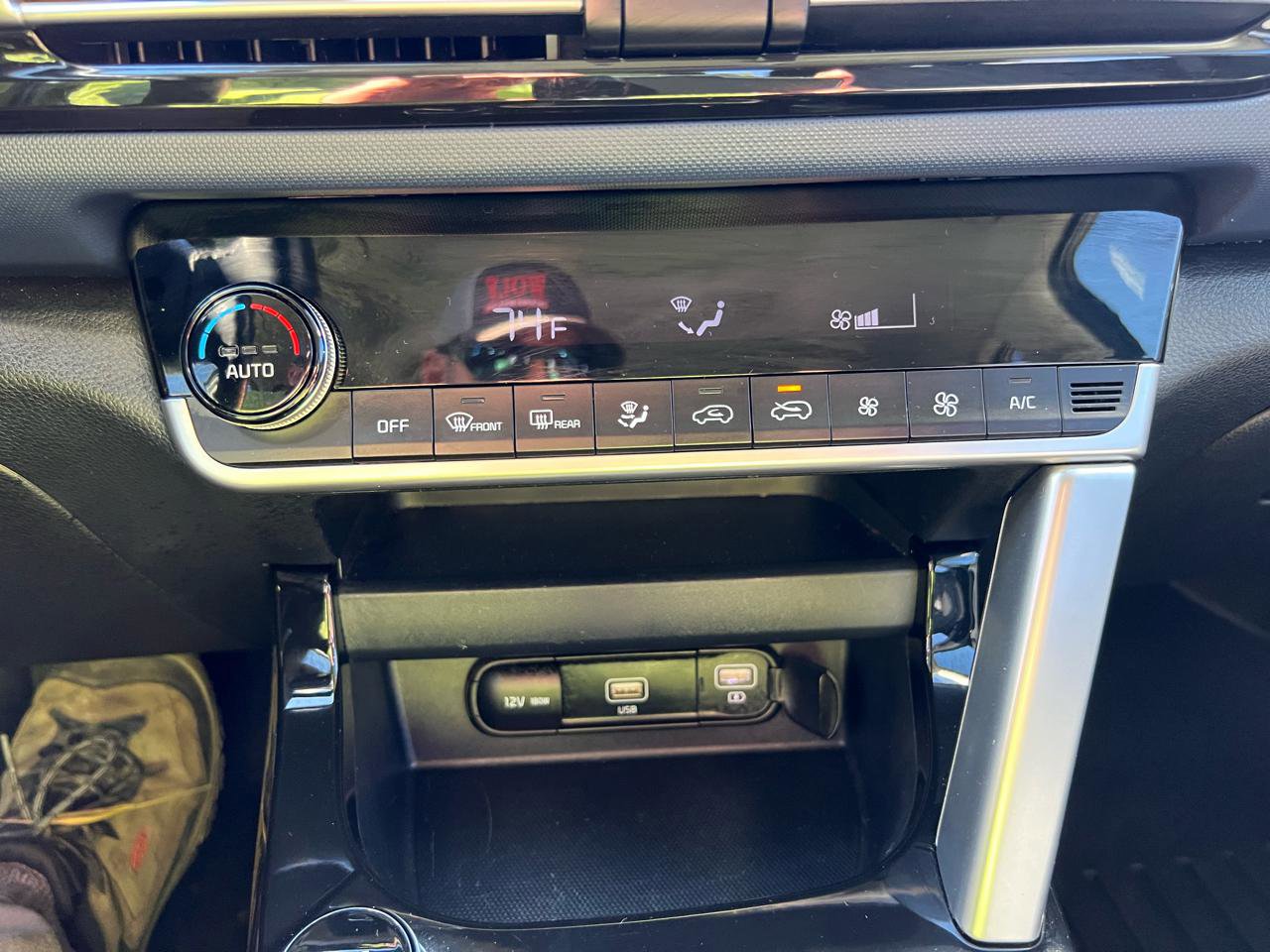 Used 2023 Kia Seltos S w/ Navigation Package image 23