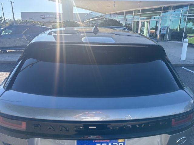 Used 2023 Land Rover Range Rover Velar R-Dynamic S image 7