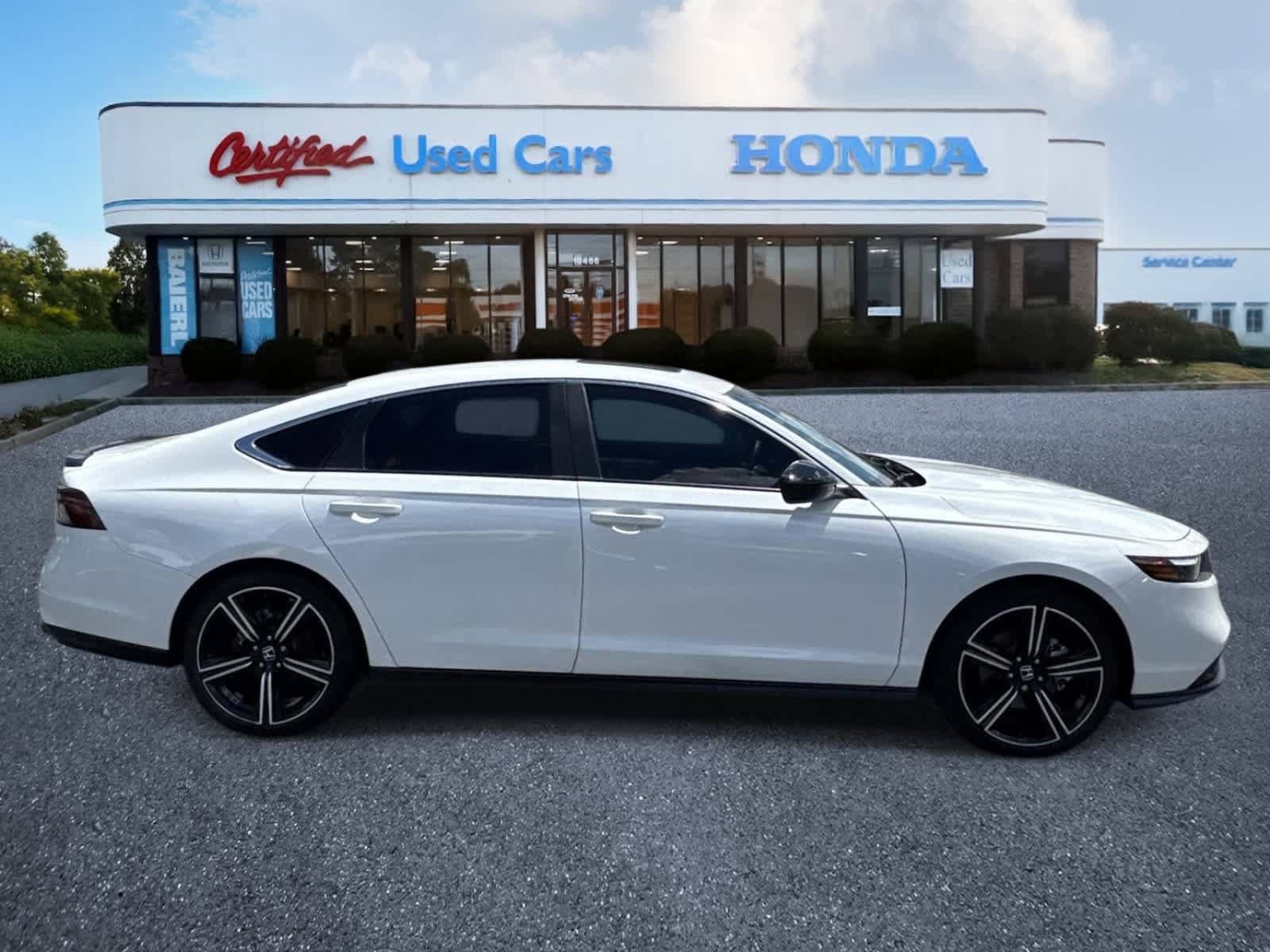 Used 2023 Honda Accord Sport image 6