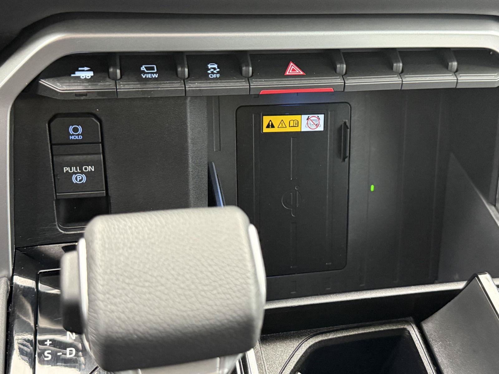 Certified 2024 Toyota Sequoia Platinum AWD/4WD image 37