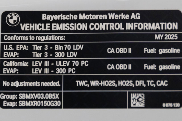 Used 2025 BMW Z4 M40i w/ Edition image 56