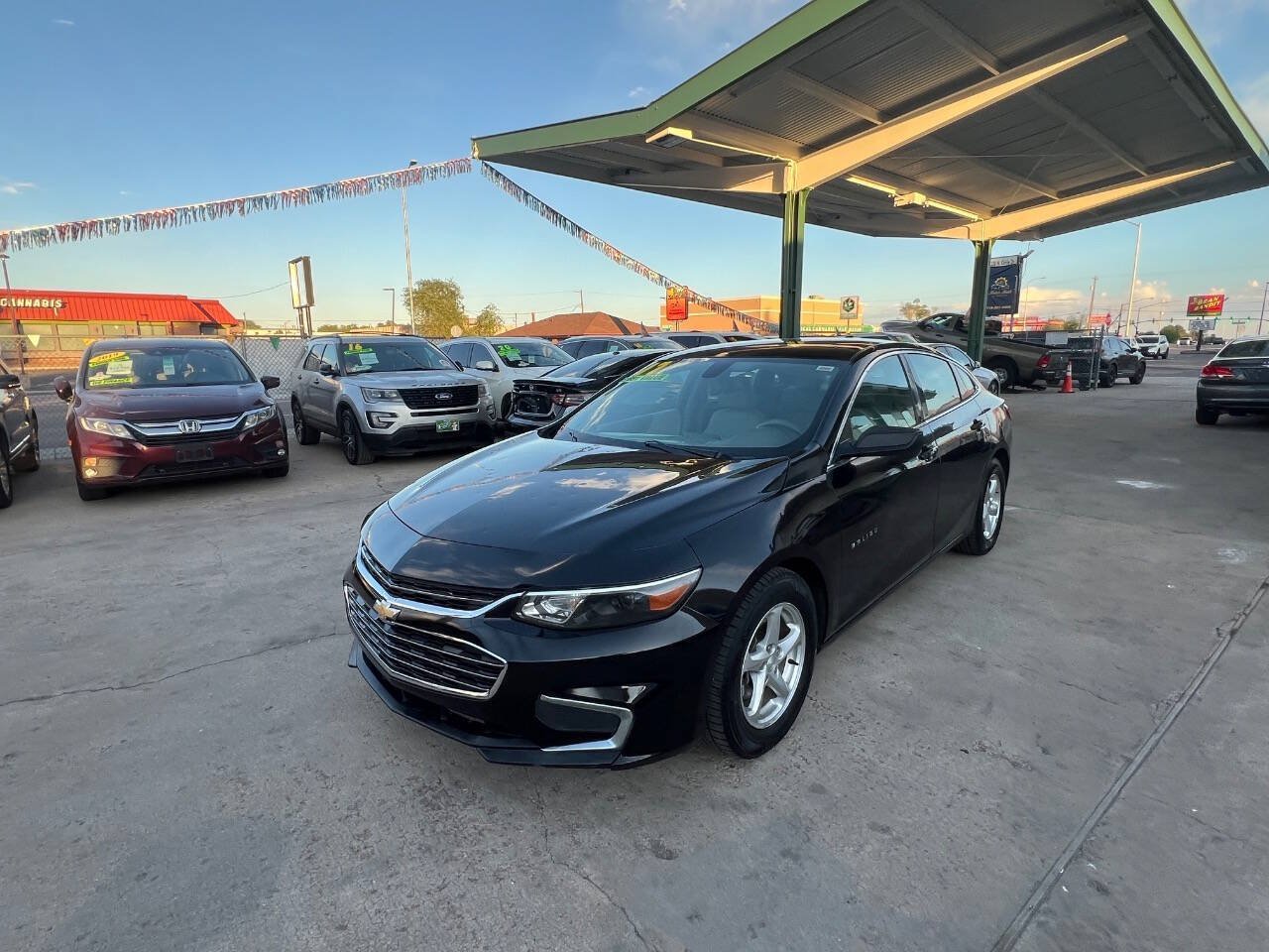 Used 2017 Chevrolet Malibu LS FWD image 1