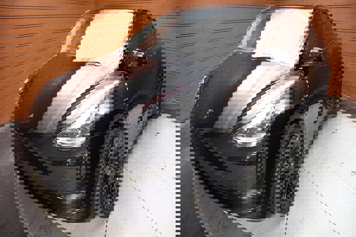 Used 2022 Tesla Model Y Performance image 31