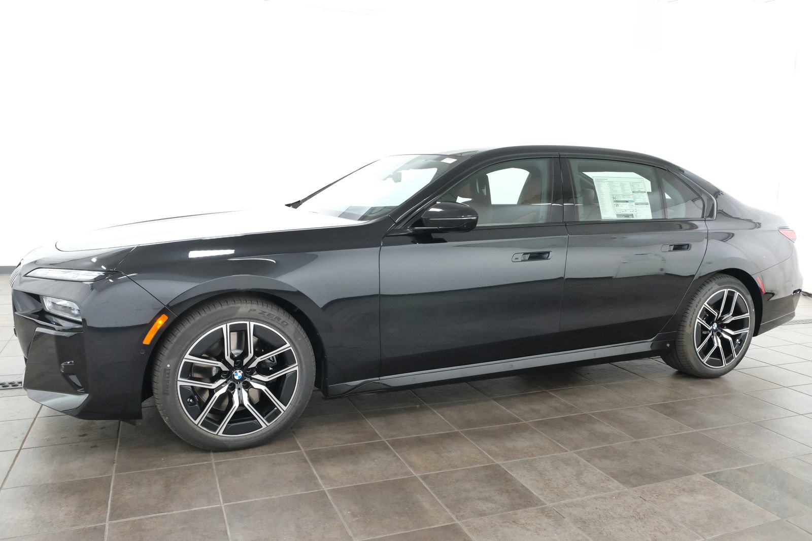 New 2026 BMW 760i xDrive w/ Executive Package AWD/4WD image 2