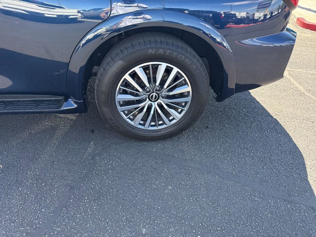 Used 2022 Nissan Armada SL w/ Captain's Chairs Package image 17