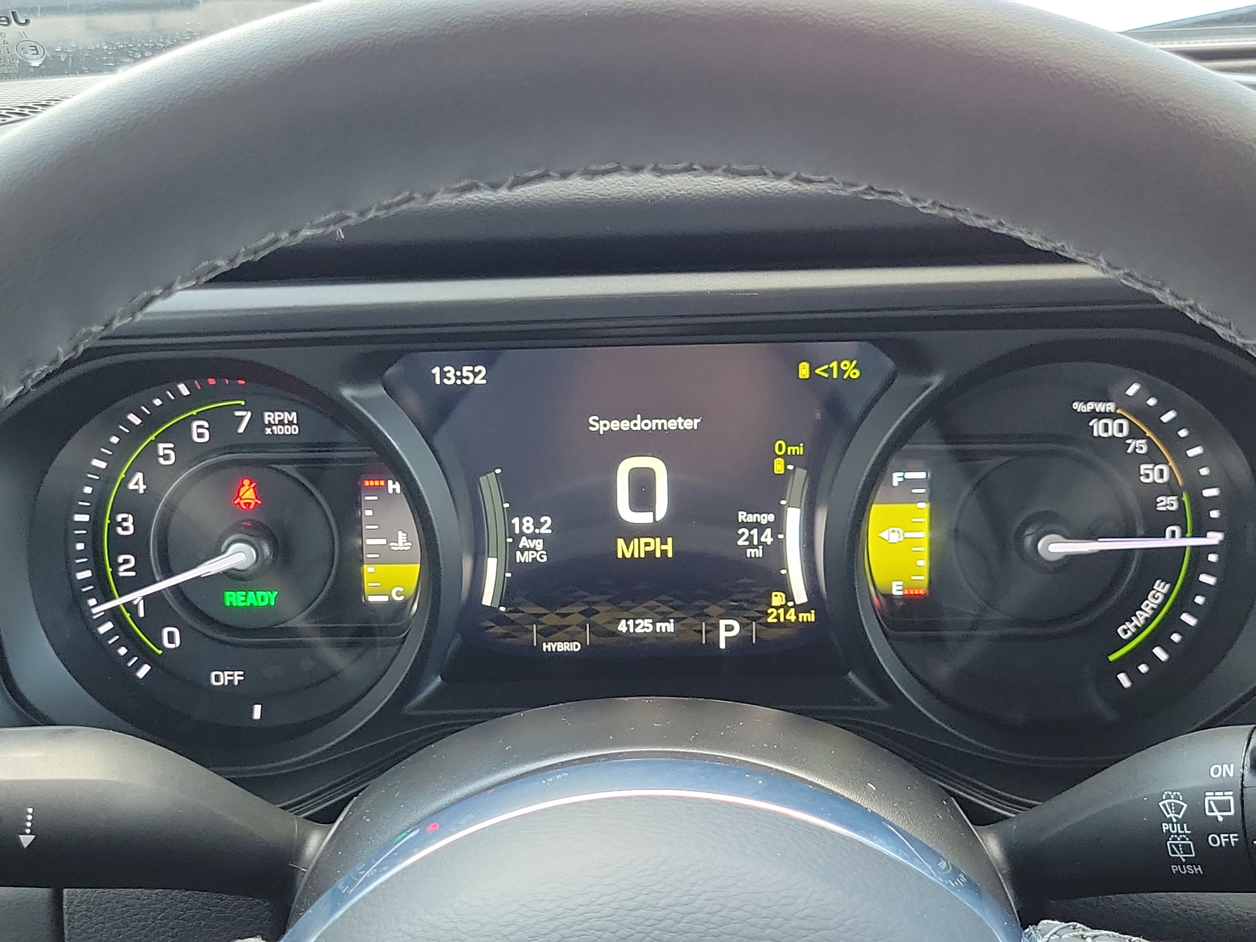 Used 2025 Jeep Wrangler Unlimited Sahara image 9