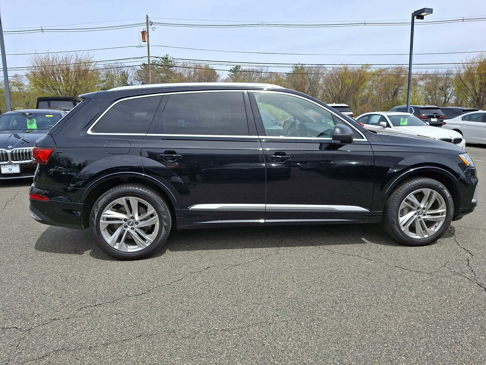 Used 2020 Audi Q7 2.0T Premium Plus w/ Premium Plus Package AWD/4WD image 8