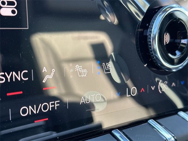 New 2026 GMC Yukon XL Denali w/ Denali Reserve Package image 18