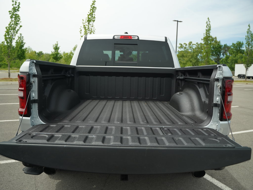 New 2026 RAM 1500 Laramie w/ Night Edition AWD/4WD image 16