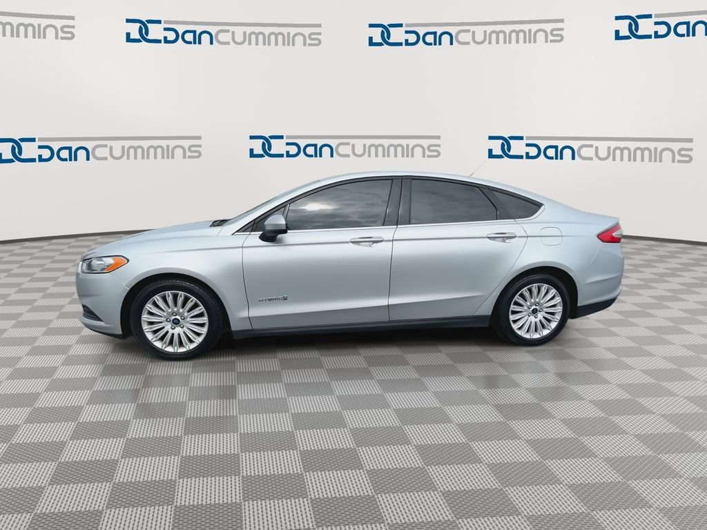 Used 2016 Ford Fusion S image 5