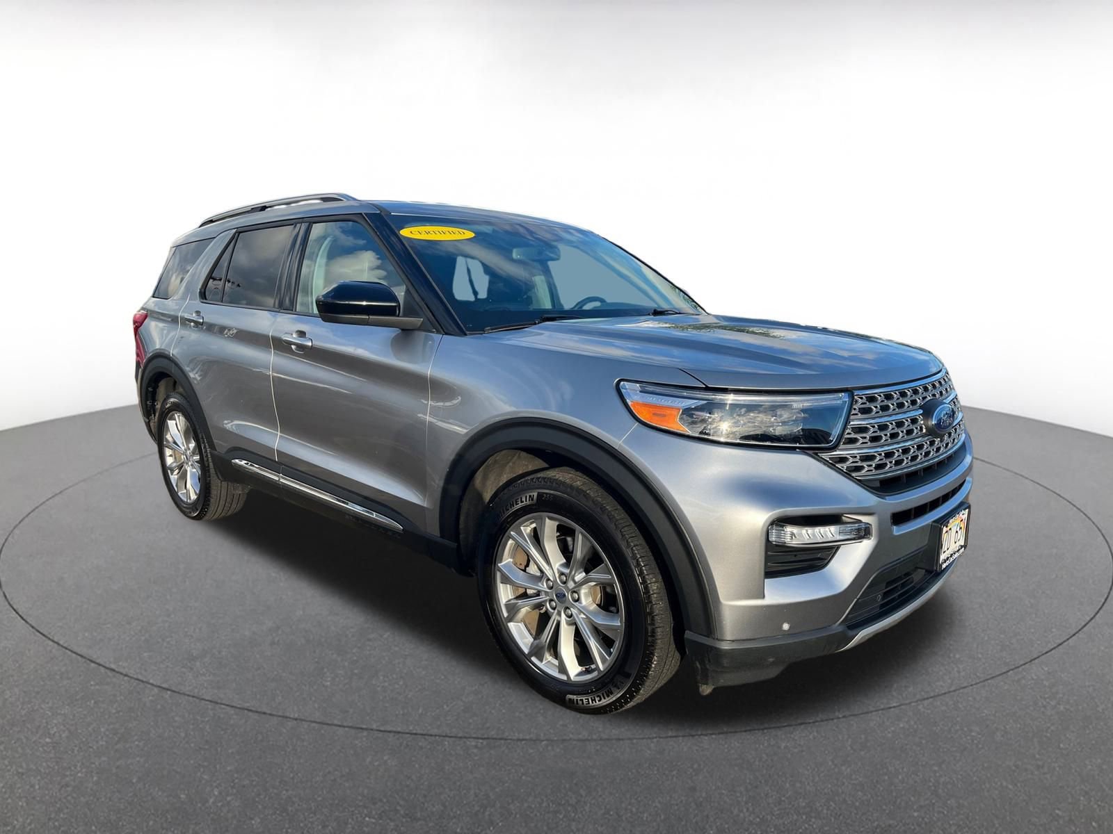 Used 2024 Ford Explorer Limited image 1