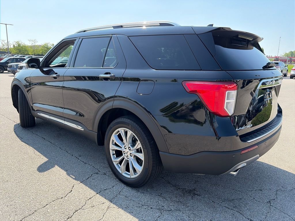 Used 2023 Ford Explorer Limited w/ Limited Technology Package AWD/4WD image 5