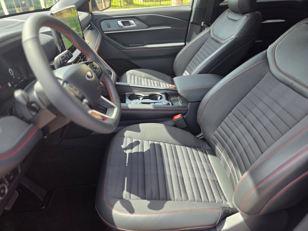 New 2026 Ford Explorer ST-Line w/ Premium Package RWD image 18