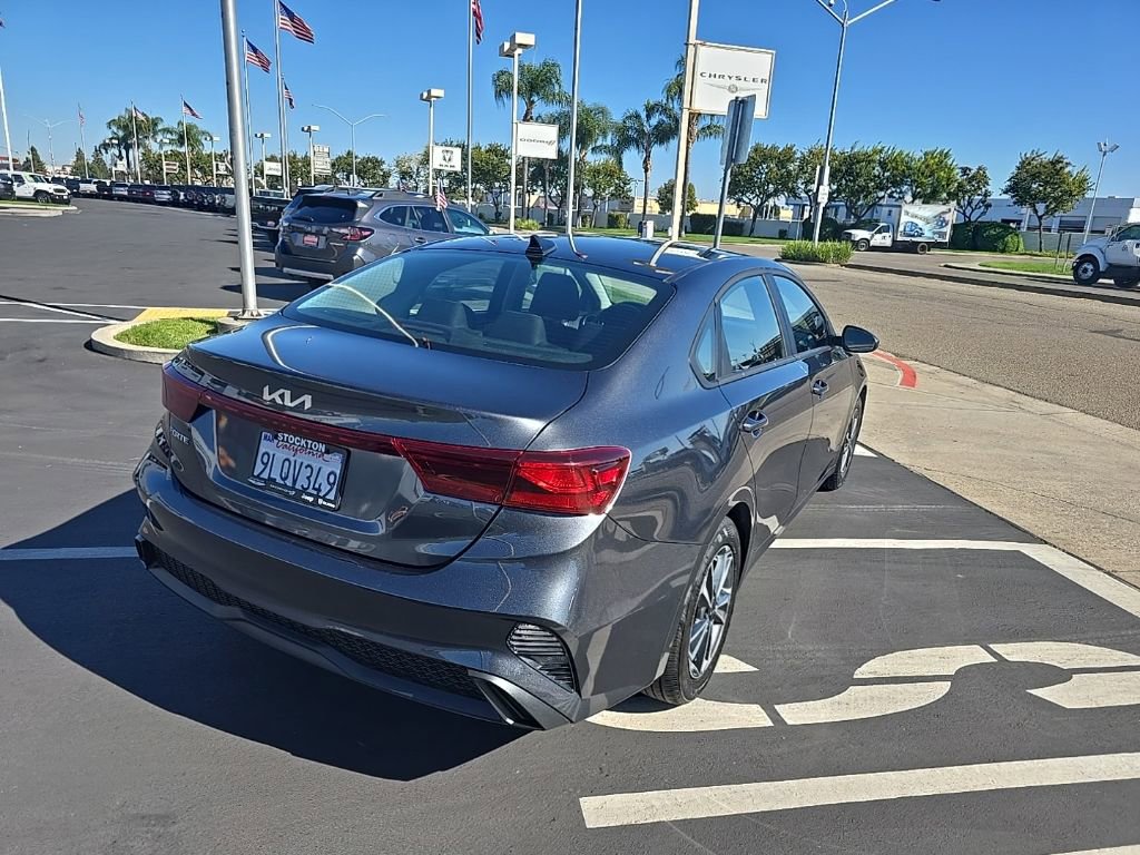 Used 2024 Kia Forte LXS image 9