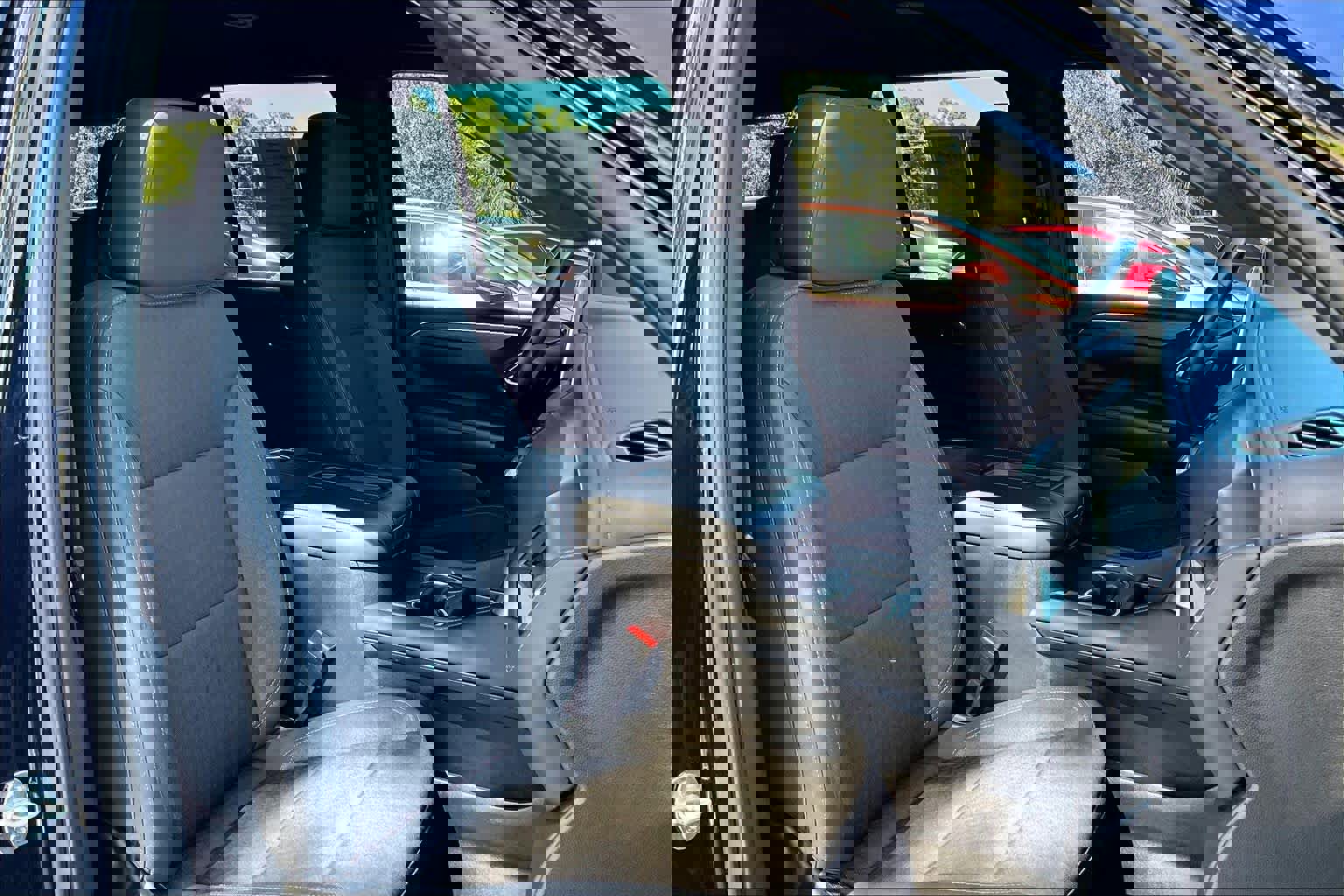 Used 2021 Chevrolet Tahoe LS image 17