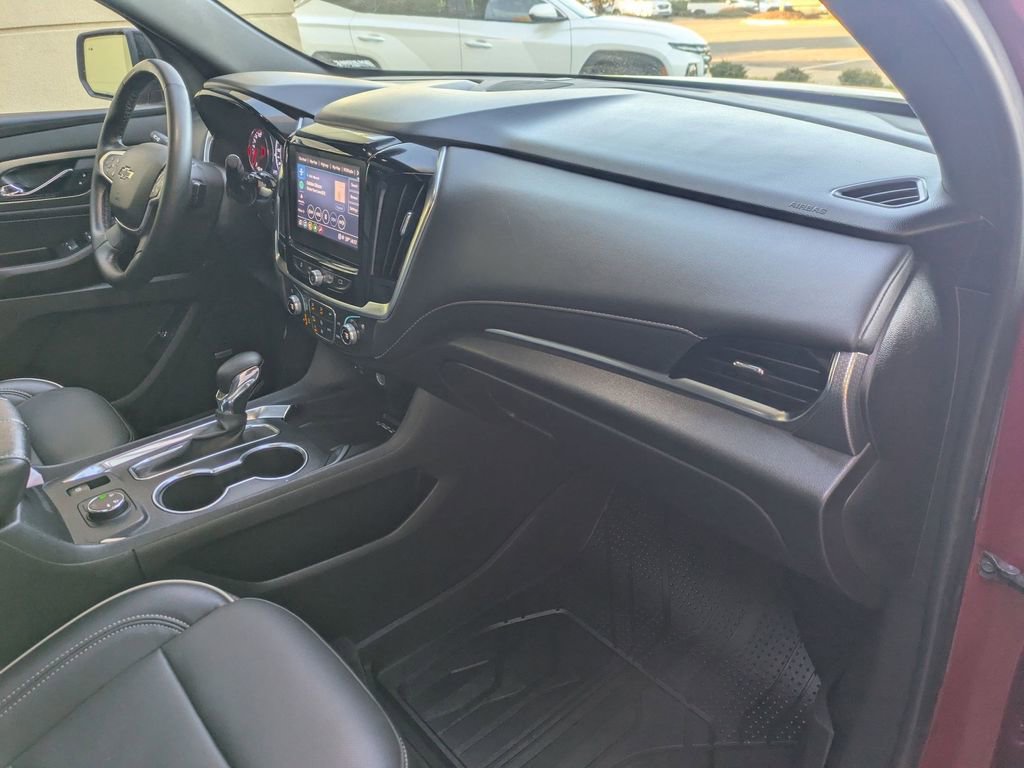 Certified 2023 Chevrolet Traverse Premier w/ Redline Edition image 29