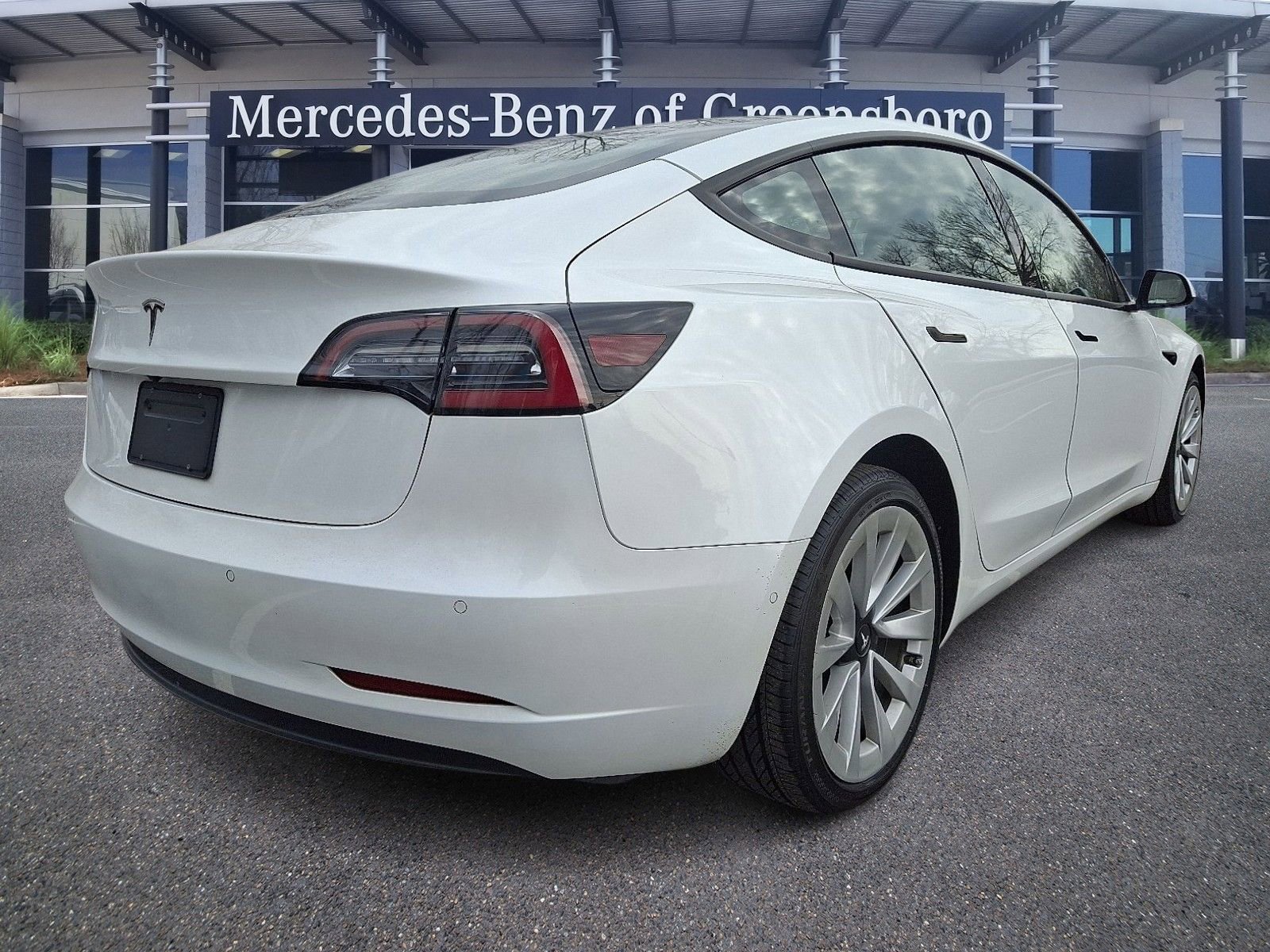 Used 2022 Tesla Model 3 image 4