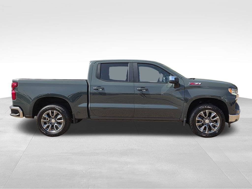 Used 2026 Chevrolet Silverado 1500 LT AWD/4WD image 5