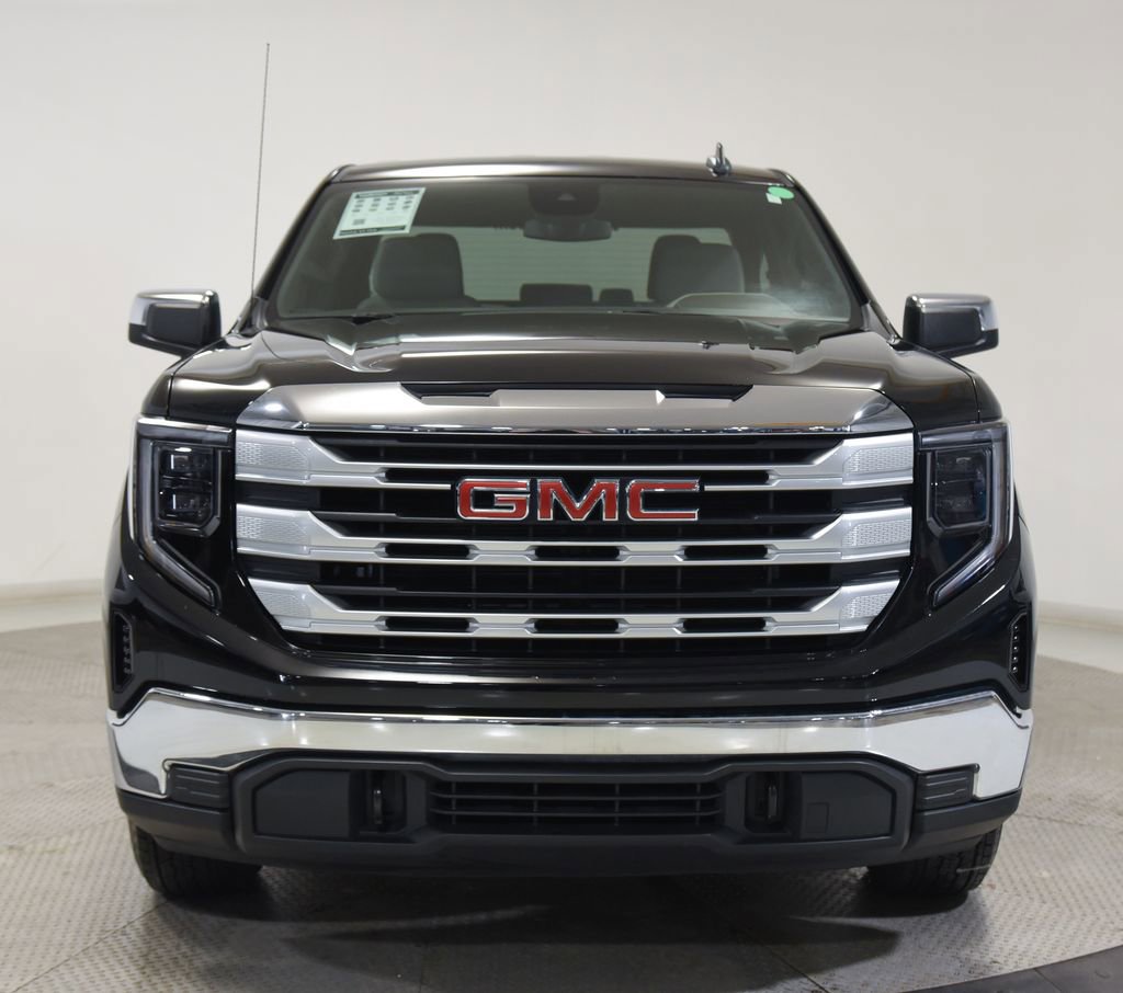 Used 2023 GMC Sierra 1500 SLE AWD/4WD image 5
