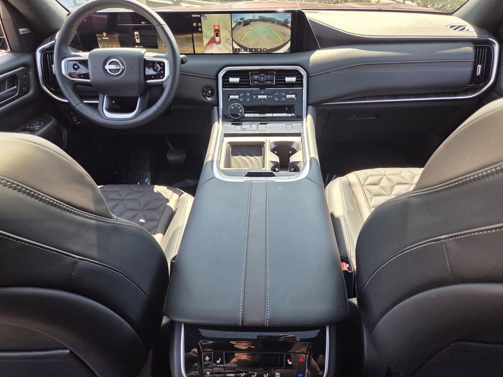 Used 2025 Nissan Armada Platinum image 14