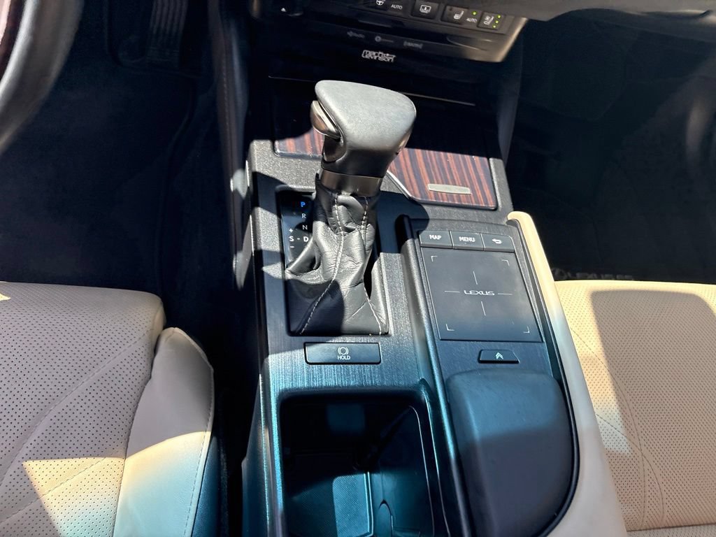 Certified 2021 Lexus ES 350 Ultra Luxury w/ Accessory Package 2 FWD image 16