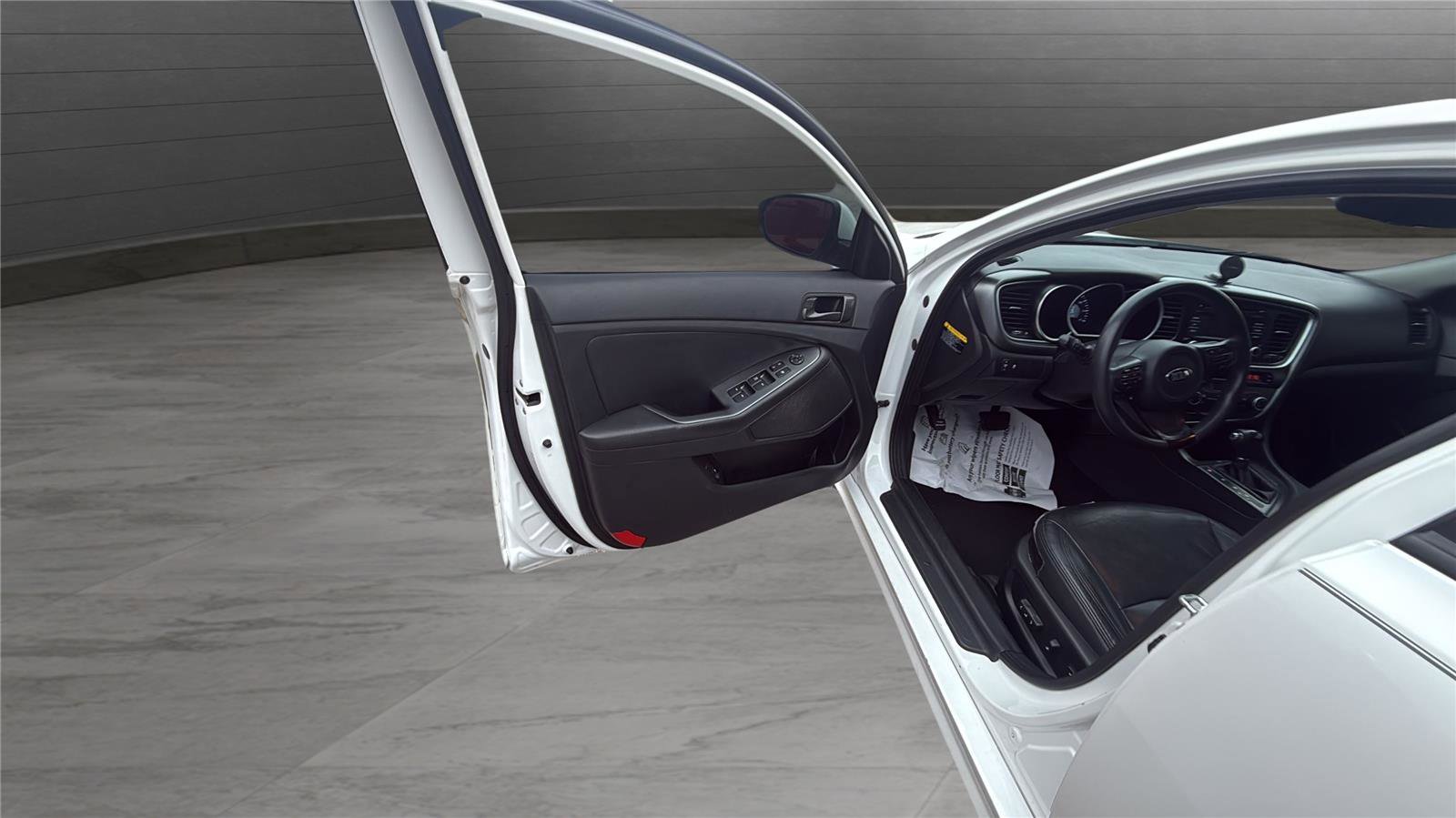 Used 2015 Kia Optima LX w/ LX Convenience Plus Package image 27