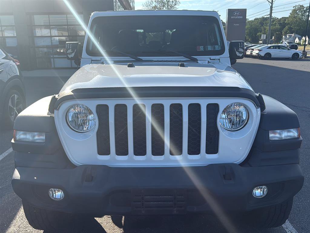 Used 2020 Jeep Gladiator Sport w/ Quick Order Package 24S AWD/4WD image 2